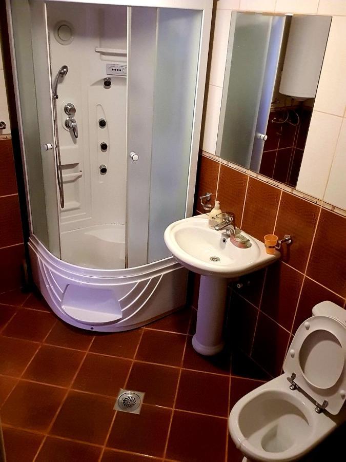 Apartment Sergej 2 *